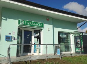 facciata Farmacia